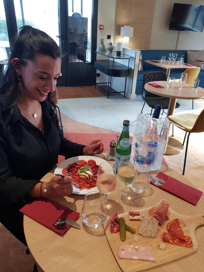 Kyriad - Aéroport Hotel 3*